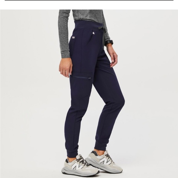 Figs Pants - FIGS high waisted zamora joggers navy size medium petite scrubs